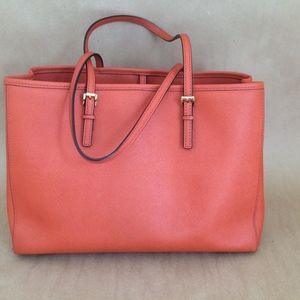 Michael Kors Bags - Michael Kors Tote Michael Kors Bags - Michael Kors Tote
